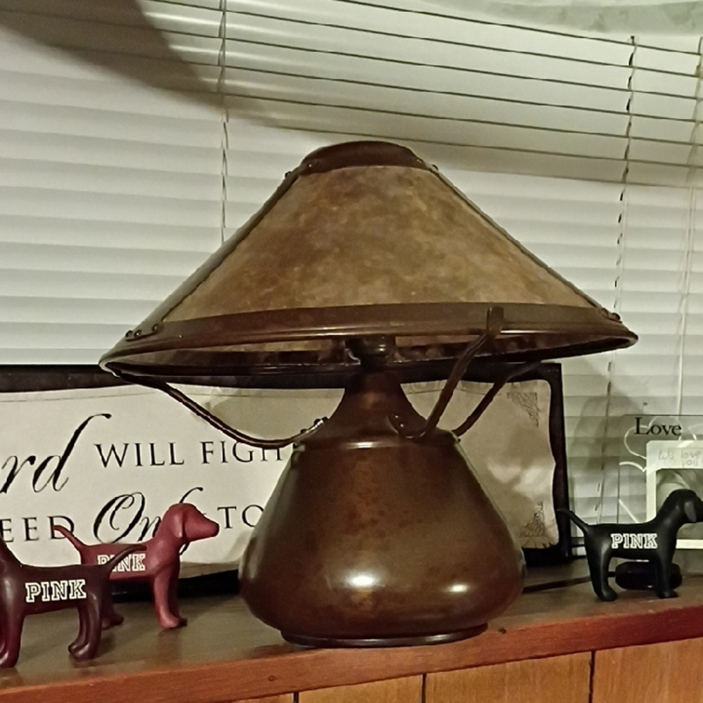 MICA Bean Pot Lamp